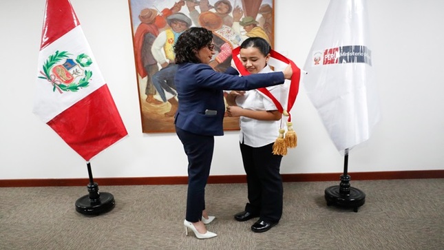 ¡Yo Ministra! Adolescente Sofía Leticia Angeles fue ministra de Cultura simbólicamente