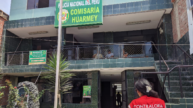 La Contraloría General identificó deficiencias relacionadas con la disposición de recursos y ejecución de los servicios que prestan seis comisarías en Santa y Huarmey para prevenir la delincuencia común, delitos y faltas y asegurar el libre ejercicio de los derechos ciudadanos. Los riesgos advertidos contravienen lo establecido en la normativa aplicable y la Política Nacional Multisectorial de Seguridad Ciudadana al 2030.