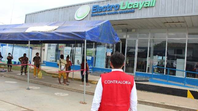 La Contraloría General alertó a la Empresa Concesionaria de Electricidad de Ucayali – Electro Ucayali que la contratista de la obra “Ampliación de redes de distribución eléctrica, III etapa del distrito de Campoverde” no evidenció las pruebas de fábrica de luminarias de alumbrado público con tecnología LED de 50 watts, lo cual podría causar perjuicio económico a la entidad.