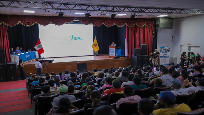 Agentes participante asistieron masivamente al auditorio del Centro Cultural