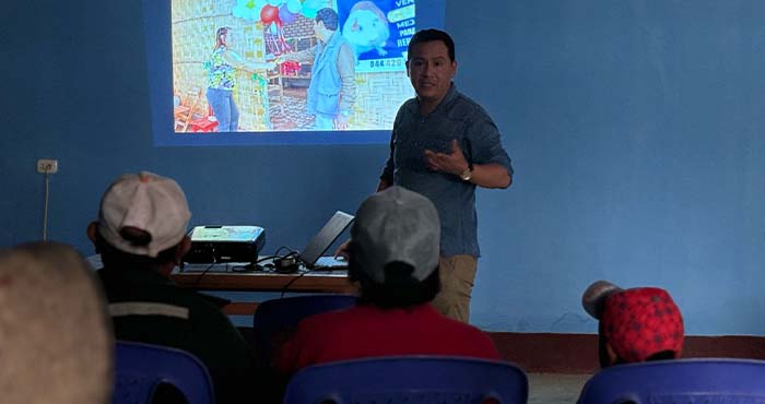 charla