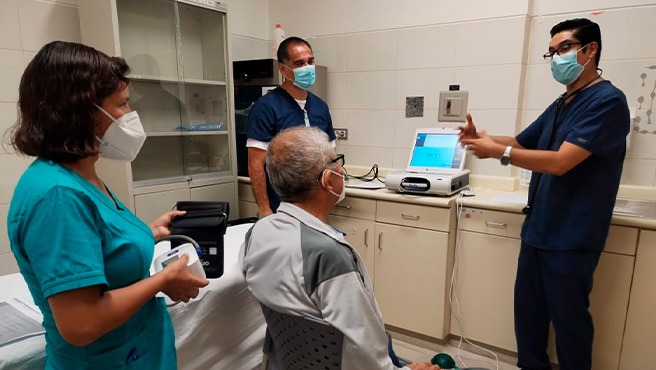 Minsa destaca utilización de programador de última generación en evaluación de control de marcapasos implantados