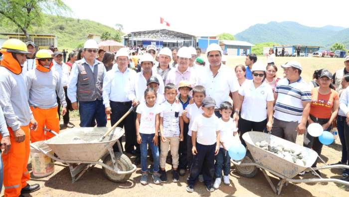 Energía eléctrica para pueblos de la frontera