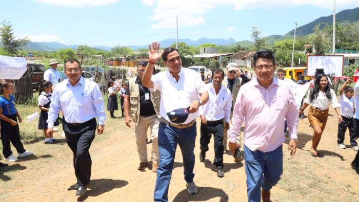Energía eléctrica para pueblos de la frontera