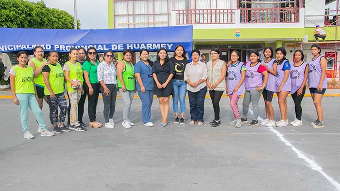 encuentro deportivo de vóley