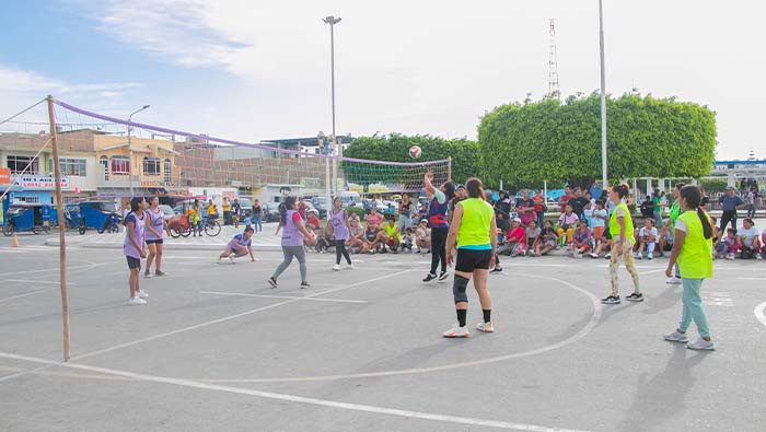encuentro deportivo de vóley
