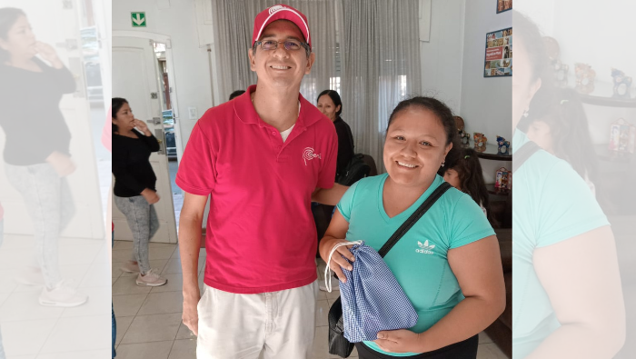Consulado General del Perú en Mendoza entrega kit escolares a familias vulnerables