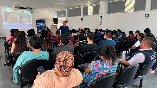 Diris Lima Este capacita a 300 profesionales de la salud en manejo clínico por dengue