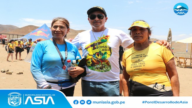 Comprometido con el deporte, el alcalde Isaias Alcántara Malásquez, participó en la premiación de la tercera fecha de clasificación de la competencia “Perú Trail Series”, realizado en las Lomas de Asia. 
La autoridad edil, reconoció el esfuerzo de cada uno de los competidores y agradeció a la empresa privada por fomentar el turismo y el deporte en nuestro distrito.
Asimismo, el alcalde Isaias Alcántara felicitó al Señor Félix Córdova Medina, por ocupar el primer puesto en la categoría de 50 años a más de 14 K, dejando en alto el nombre de Asia.
#MunicipalidadDistritalDeAsia
#PorelDesarrollodeAsia
#IsaiasAlcantaraAlcaldedeAsia