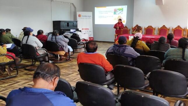El Indecopi sostuvo reunión informativa sobre Especialidades Tradicionales Garantizadas en la región Puno
