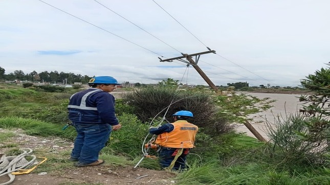 Electrocentro se mantiene en alerta y despliega cuadrillas de emergencia ante desastres naturales