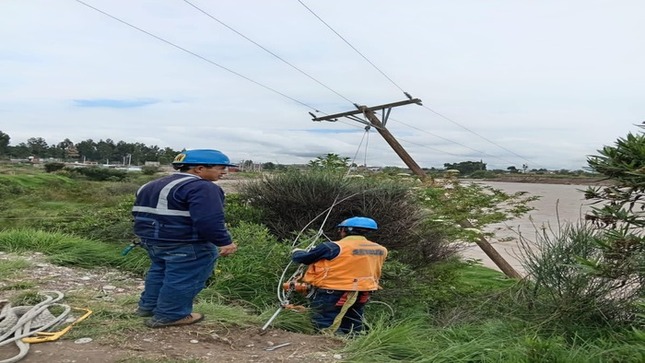 Electrocentro se mantiene en alerta y despliega cuadrillas de emergencia ante desastres naturales