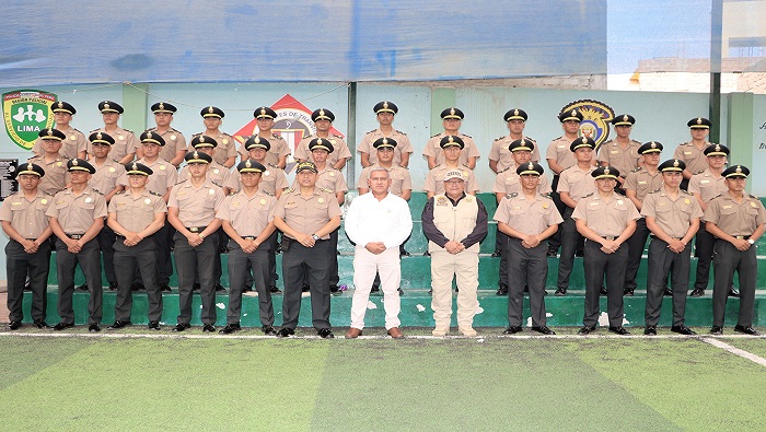 incorporaci贸n de 33 nuevos efectivos policiales