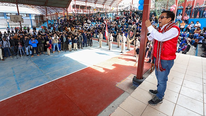 Apurímac: ministro de Salud instó a los profesores a empoderar y dar el valor que se merecen las niñas, niños y adolescentes