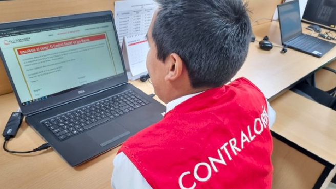 Con el fin de fortalecer la capacidad participativa de la ciudadanía, de los representantes de la sociedad civil organizada y bajo el rol vigilante de ejercer el control social en la gestión pública, la Contraloría General desarrollará el curso virtual “El Control Social en la Gestión Pública”, el que inicia el miércoles 13 de marzo y va hasta el miércoles 27 del mismo mes.