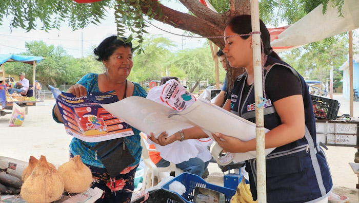 Piura contra el dengue en el mercado Santa Rosa