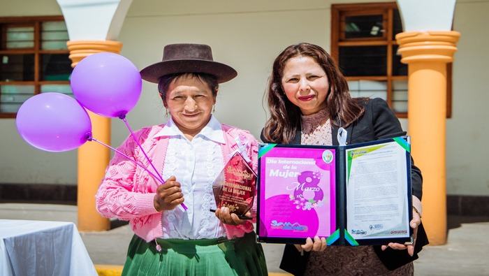 MUNICIPALIDAD DE SAN JERÓNIMO REALIZA ACTIVIDADES CON MOTIVO DEL DÍA INTERNACIONAL DE LA MUJER.