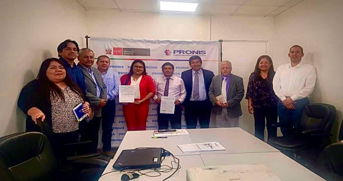 DIRECTOR REGIONAL DE SALUD SE REUNE CON EQUIPO DE PRONIS PARA SOLICITAR SITUACIÓN ACTUAL DE LA CONSTRUCCIÓN DE LOS HOSPITALES DE HUARMEY Y HUARI