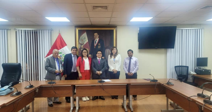 MINISTRO DE SALUD SE REÚNE CON DIRECTOR REGIONAL PARA SEGUIR TRABAJANDO EN BENEFICIO DE LA POBLACIÓN ANCASHINA