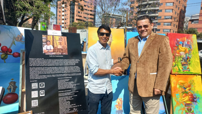 Embajada del Perú en Guatemala impulsa exposición del “Festival del Arte” junto a la Fundación Paiz