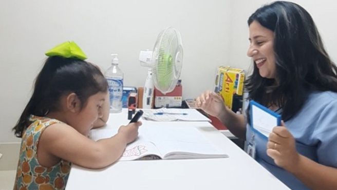 Hospital Santa Rosa atiende a 500 pacientes al mes por terapia de lenguaje