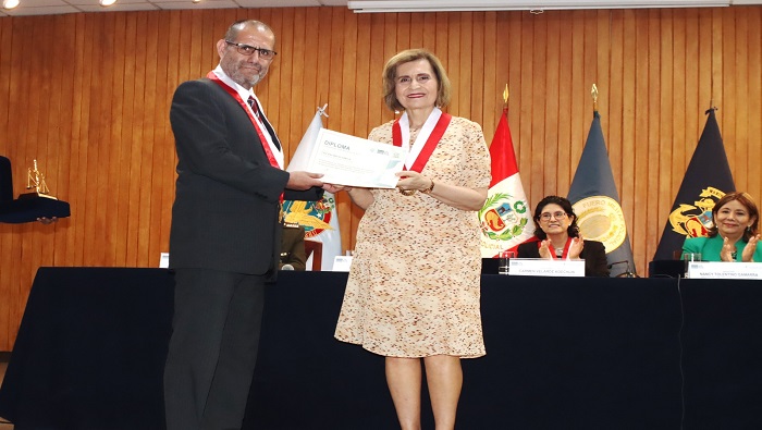 Vicepresidenta Luz Pacheco Zerga: La incursión masiva de las mujeres al mundo de la cultura, educación y trabajo es el fenómeno más importante del siglo pasado.