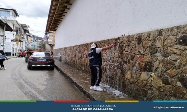 📌Con la finalidad de preservar nuestros monumentos históricos, la subgerencia de Centro Histórico, finalizó con los trabajos de limpieza de las iglesias en el centro histórico de Cajamarca.
✅Estas labores de desarrollaron en la Iglesia San José, Iglesia de la Concepcion y la Plazuela Amalia Puga.