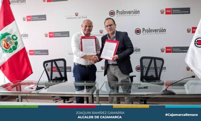 πͺπ¬πππ πππππππ πππππππππΜ ππππππππ πππππππππ ππππ ππ ππππππππΜπ π
π ππ ππππππ ππππΜππππ π π
ππππππππππ, πππππππππππππΜπ π
π ππ ππππππππ ππππππππ π ππ πππππππππππΜπ π
π ππ πΊππππ π΄πππ.
β
El alcalde provincial, Joaquin RamΓrez Gamarra, y el director ejecutivo de #PROINVERSIΓN, JosΓ© Salardi, suscribieron un convenio de colaboraciΓ³n interinstitucional sin financiamiento, a fin de efectuar un trabajo de asistencia mutua para priorizar potenciales Proyectos en Activos que permitirΓ‘n el desarrollo econΓ³mico y social de la provincia.
πA travΓ©s del convenio, se elaborarΓ‘ el Informe Multianual de Inversiones en Asociaciones PΓΊblico-Privadas (IMIAPP) y Proyectos en Activos, a fin de promover iniciativas como la ejecuciΓ³n de un parque temΓ‘tico y diversiones, la implementaciΓ³n de un terminal terrestre y la construcciΓ³n de un Strip Mall, las cuales permitirΓ‘n generar el desarrollo econΓ³mico y social de la provincia de Cajamarca.