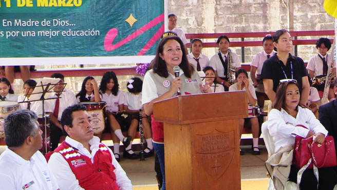 En ceremonia protocolar la Ministra de la Mujer y Poblaciones Vulnerables efectuó lanzamiento y apertura del Año Escolar 2024