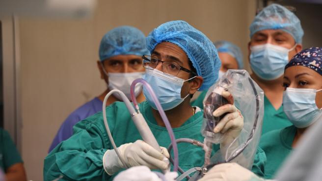 Minsa destaca exitosas operaciones realizadas por médicos norteamericanos en el Hospital de Lima Este - Vitarte