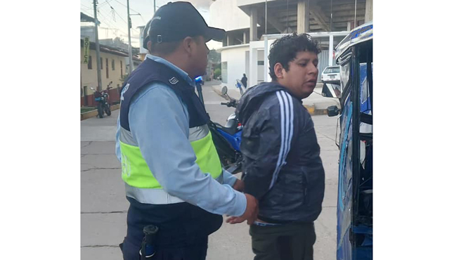movilizó a todas las unidades vehiculares y personal de servicio por las diferentes arterias de nuestra ciudad
