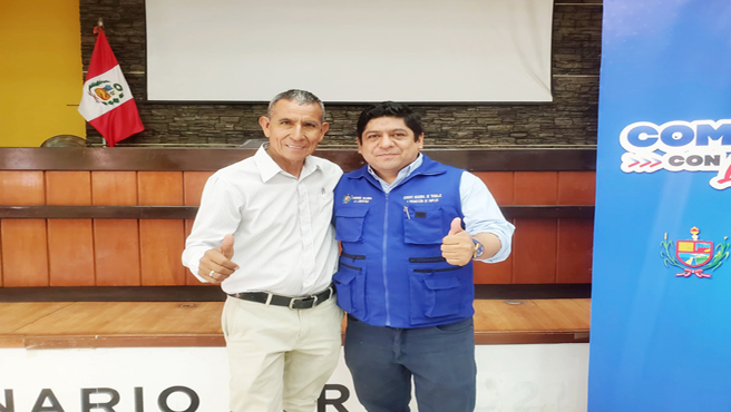 El Alcalde Abog. Juan Castañeda participó de la ponencia realizada en el auditorio municipal.