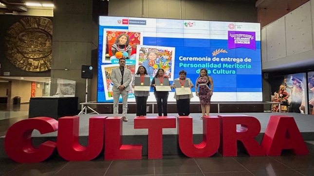 Ministerio de Cultura entregó distinción de Personalidad Meritoria a destacadas mujeres promotoras de la cultura peruana