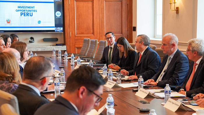 Canciller González-Olaechea dialogó con el subsecretario para Crecimiento Económico, Energía y Medio Ambiente del U.S. Department of State