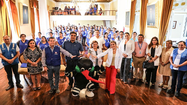 EsSalud La Libertad formó equipo de jóvenes que brindarán información preventiva contra el dengue