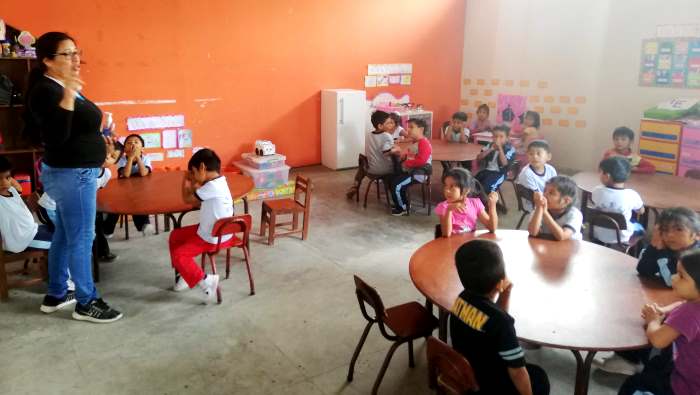60 colegios de la región Piura recibirán mobiliario escolar por parte del GORE