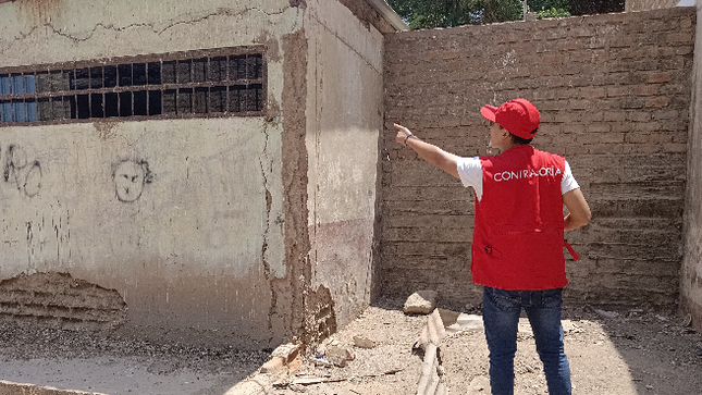 La Contraloría General informó que las instituciones educativas públicas (IIEE) visitadas durante el operativo nacional “Buen inicio del Año Escolar 2024” en la región Lima Provincias presentan deficiencias de infraestructura, carencia de servicios básicos y necesidad de docentes lo que pone en riesgo la salud, integridad de los estudiantes y la prestación del servicio educativo.