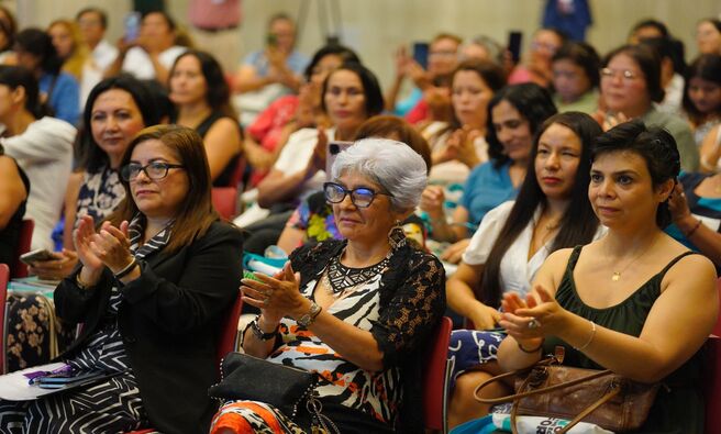 foro mujeres apec