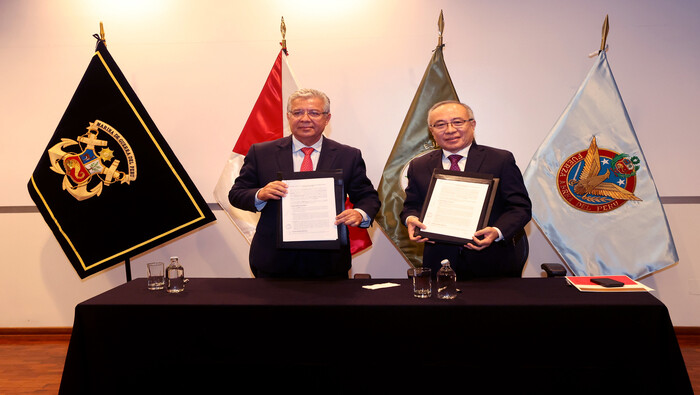 MINDEF y Universidad ESAN firman convenio para fortalecer la cooperación académica y científica