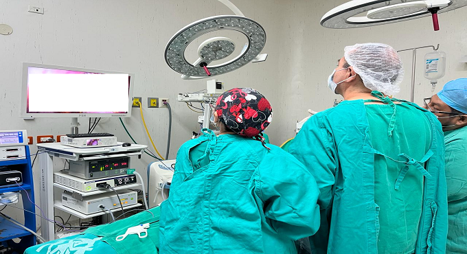 Médicos de EsSalud Abancay extirpan quiste renal a paciente de 66 años y le salvan la vida