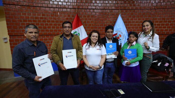 Archivo JPG de la firma de convenios en Cajamarca