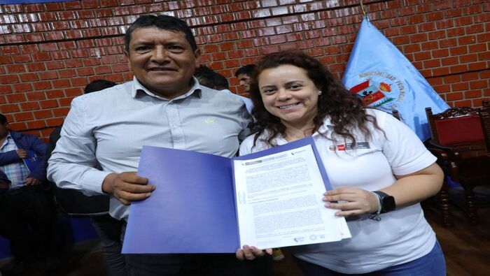 Archivo JPG de la firma de convenios en Cajamarca