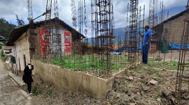 La Contraloría General alertó a la Municipalidad Distrital de Huandoval (Pallasca) que la obra de creación del palacio municipal de la comuna, que se ejecuta por administración directa, se encuentra inconclusa y abandonada.