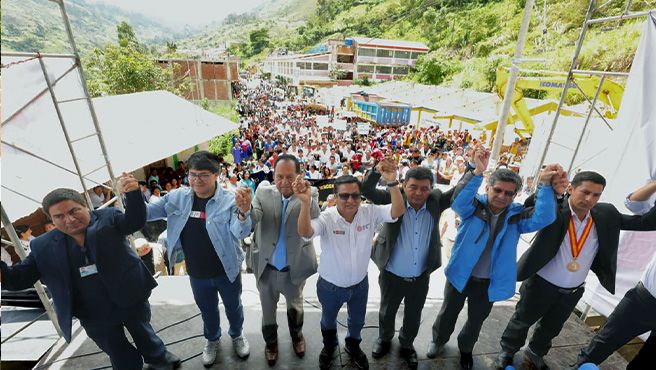 Cajamarca: ministro César Vásquez coloca “primera piedra” del nuevo Centro de Salud La Ramada en Cutervo