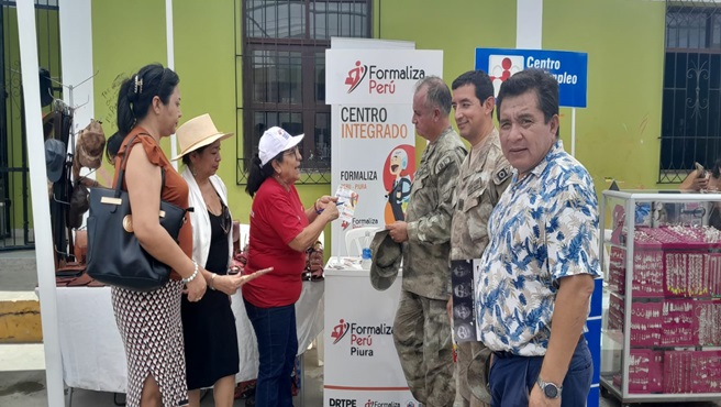 DRTPE Piura participó en feria organizada por la Municipalidad de Catacaos por la conmemoración del día del Artesano.