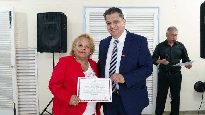 Consulado General del Perú en La Plata rinde homenaje a la Asociación de Damas Peruanos por el Día Internacional de la Mujer