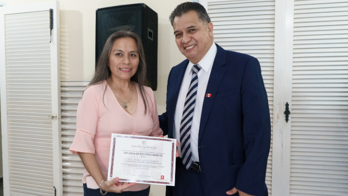 Consulado General del Perú en La Plata rinde homenaje a la Asociación de Damas Peruanos por el Día Internacional de la Mujer