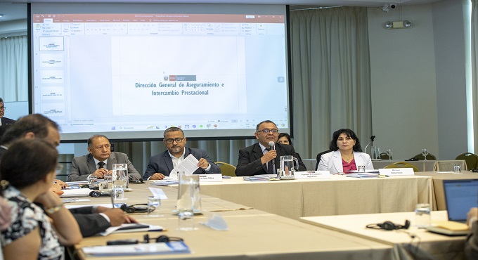 Presidenta de EsSalud dio la bienvenida a delegación del Comité de Salud de la Organización para la Cooperación y el Desarrollo Económico
