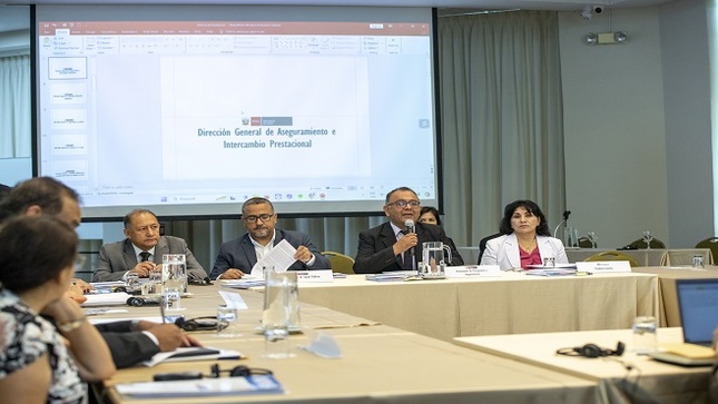 Presidenta de EsSalud dio la bienvenida a delegación del Comité de Salud de la Organización para la Cooperación y el Desarrollo Económico