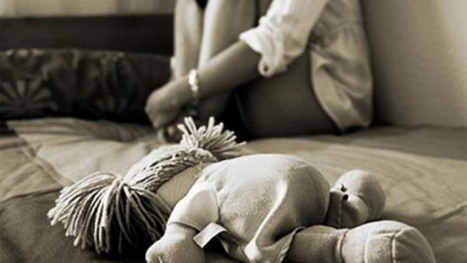 violación sexual y tocamientos indebidos